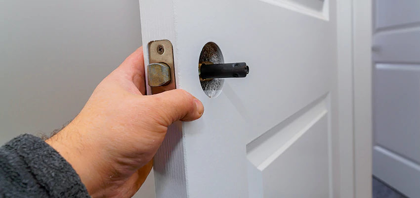 Nighttime Locksmith For Lock Repair in Daytona Beach, FL