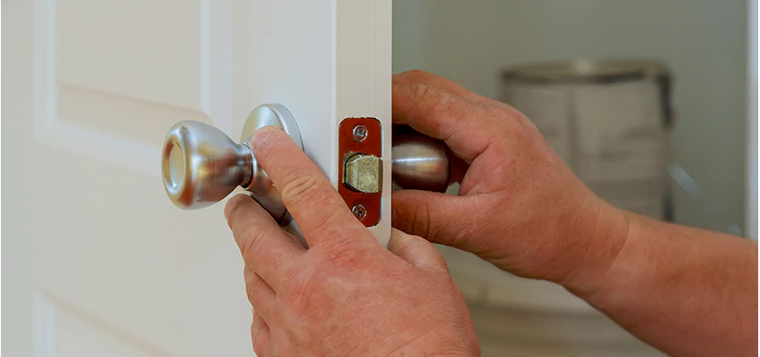 AAA Locksmiths For lock Replacement in Daytona Beach, Florida